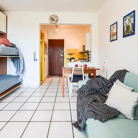 Mono Le Lecce 53 Iris Апартаменты